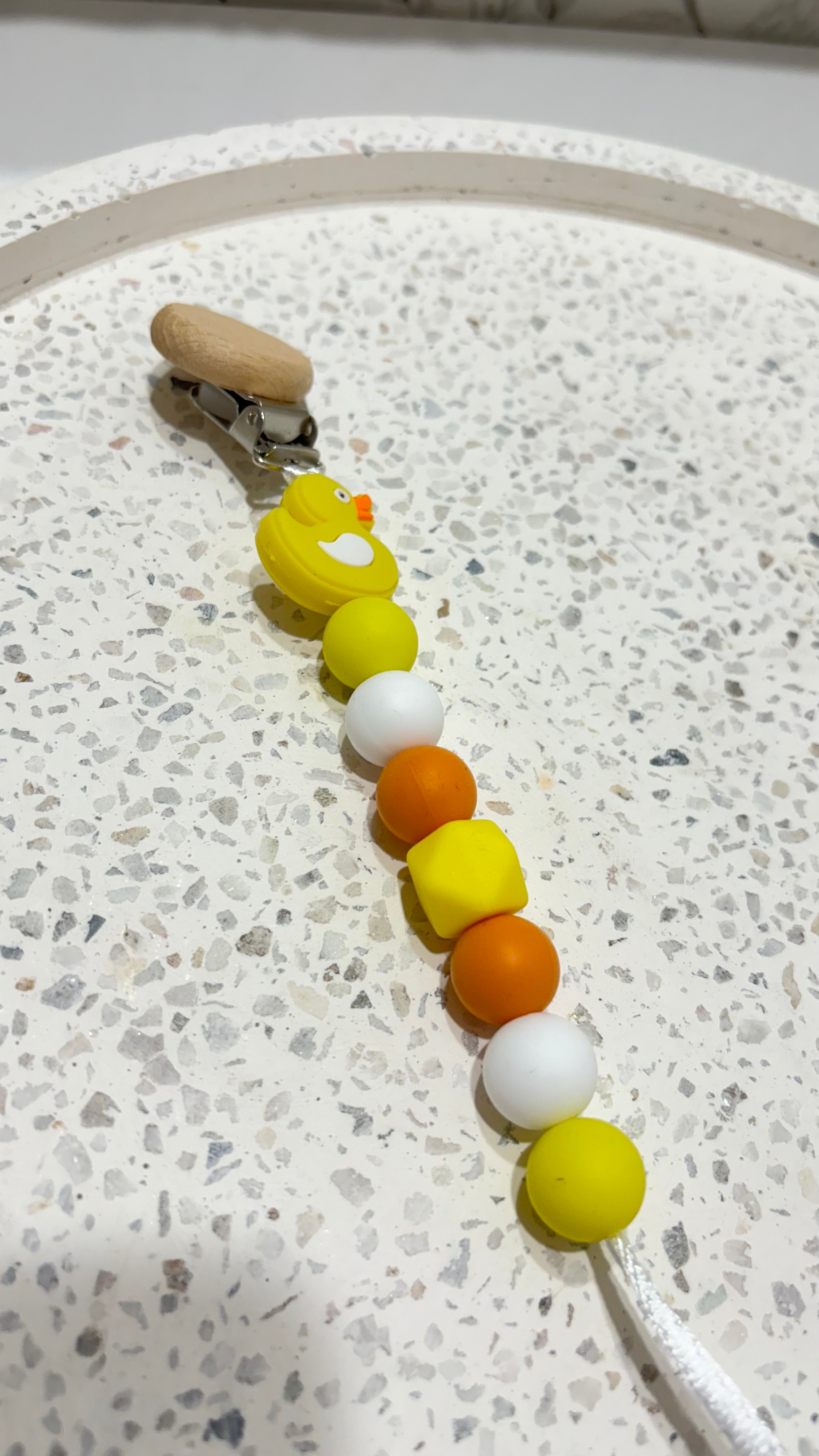 Dummy chain duck