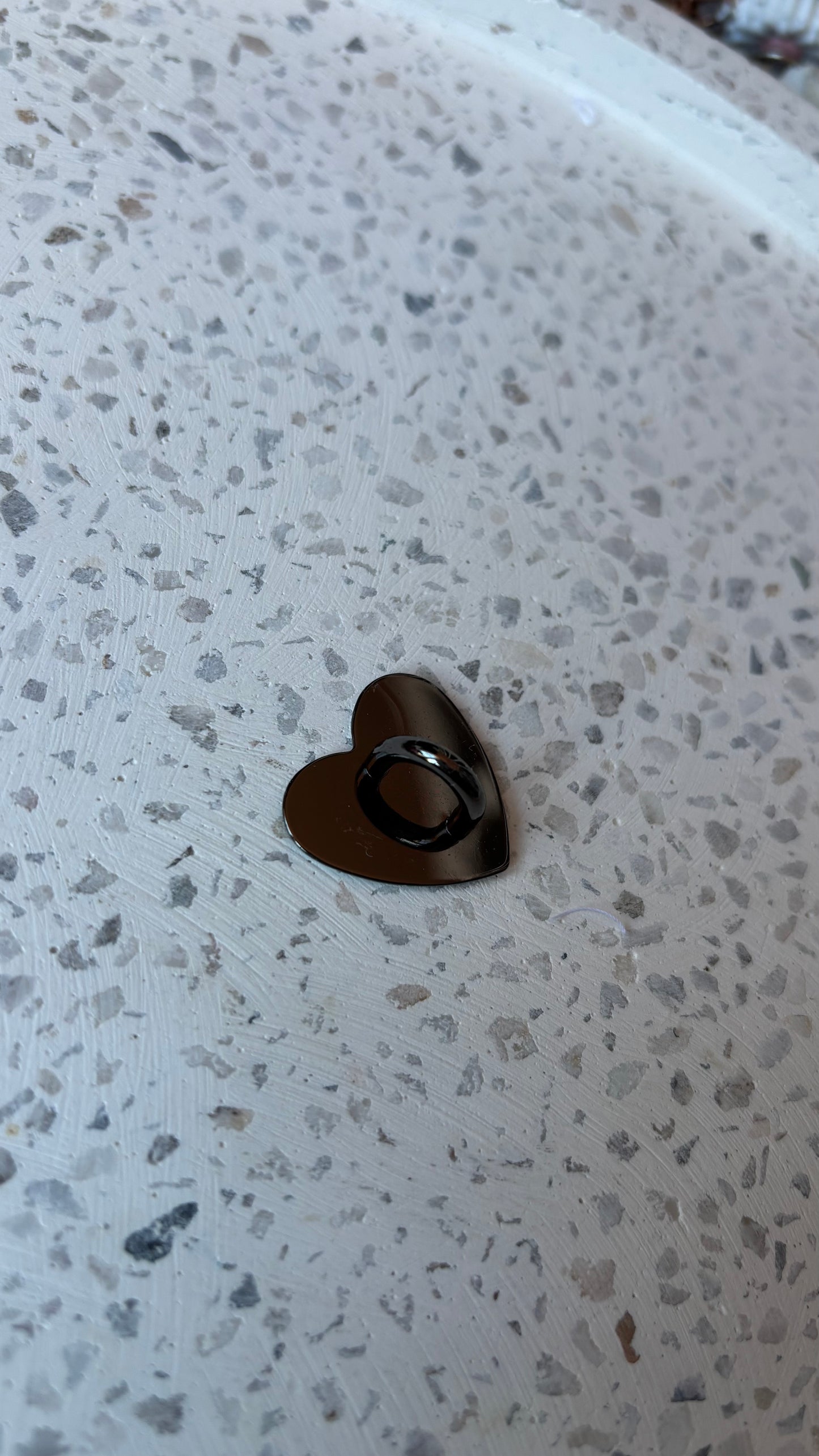 Sticky hooks