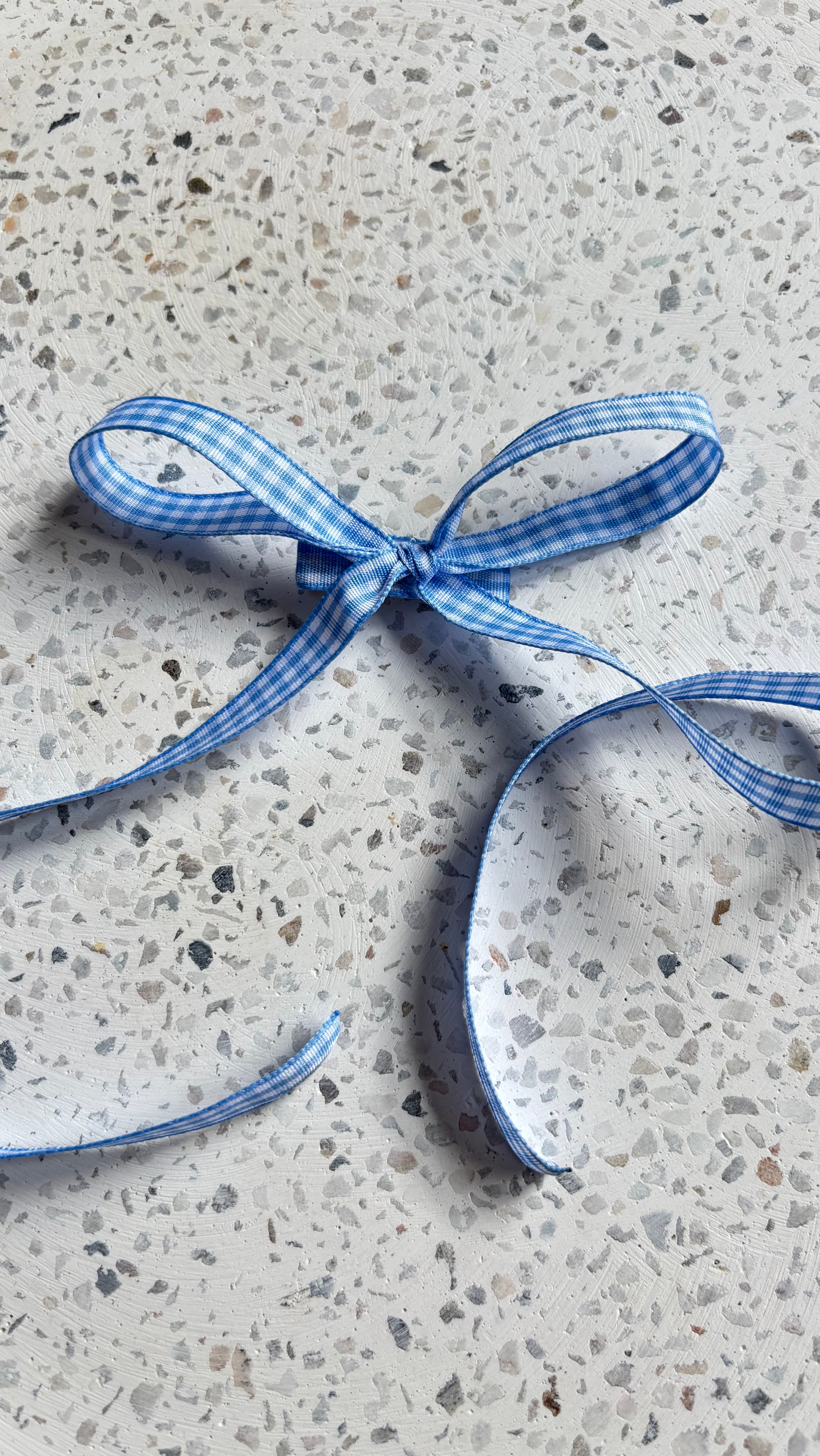 Hair bow