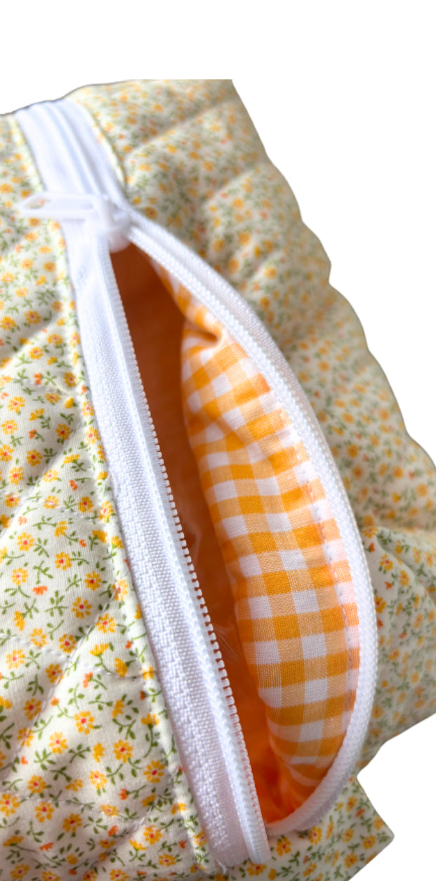 Daisy makeup bag large
