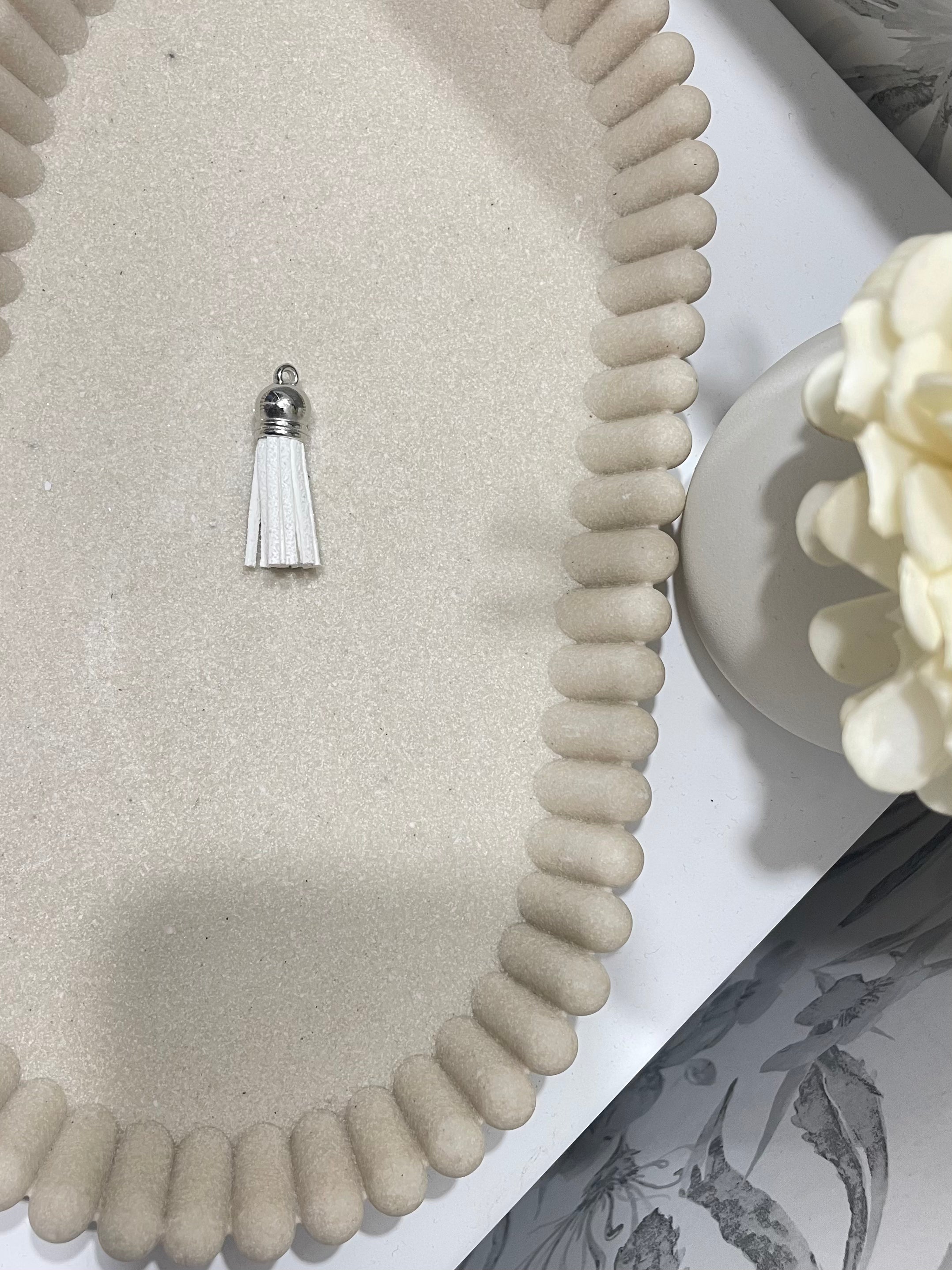 Key chain tassels