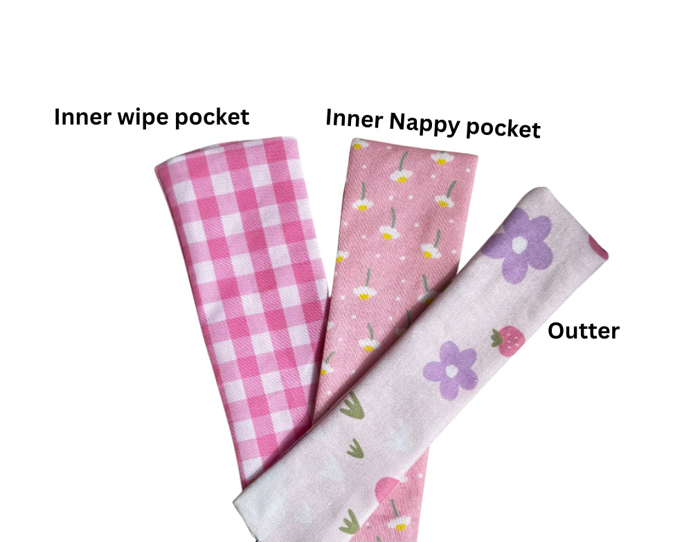 Baby/Nappy wipe bag- Girl mummies