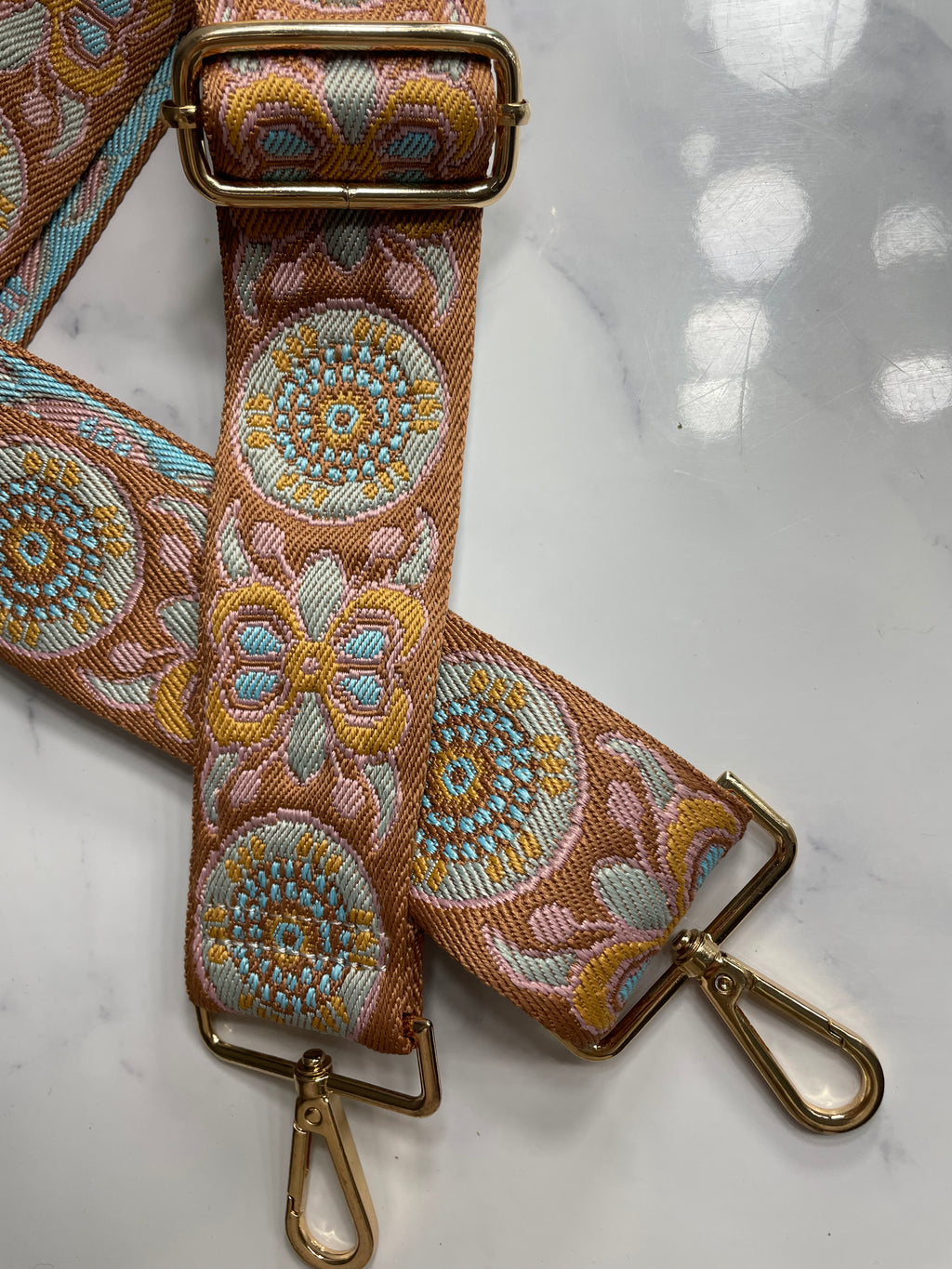Pattern straps