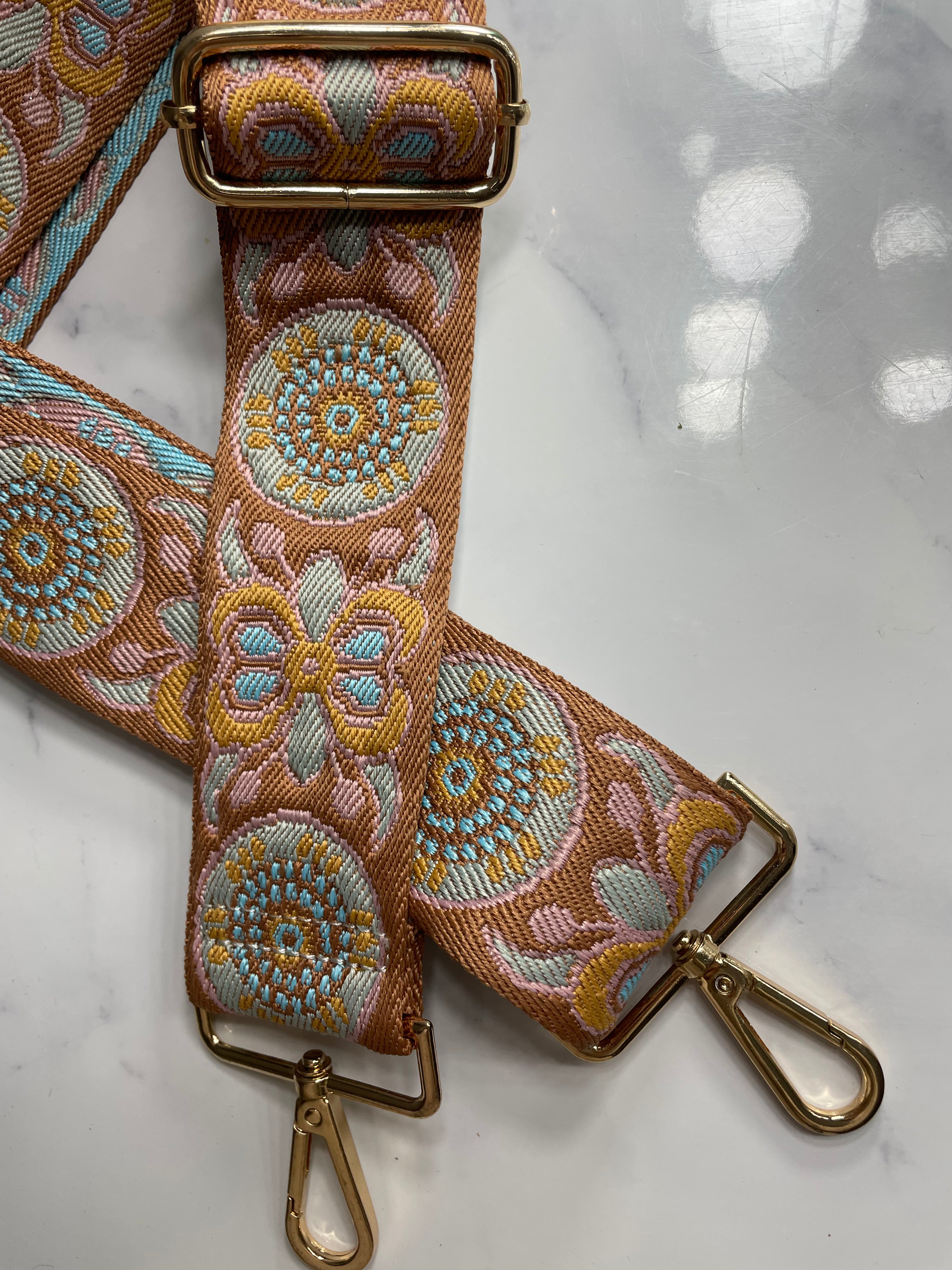 Pattern straps